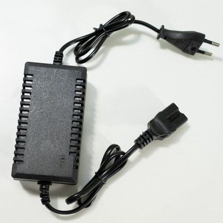 Sulfatadora de Mochila Batería 16L 12v 8Ah - SAUR